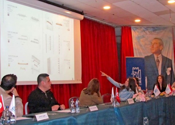 Alaçatı’nın Tarihi Kimliği “Kentsel Tasarım Rehberi” ile Koruma Altına Alınıyor