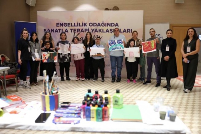 Çeşme’de Engellilik Odağında Sanatla Terapi Yaklaşımları Kampı