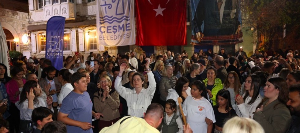 Çeşme’de Hıdırellez üç noktada coşkuyla kutlandı