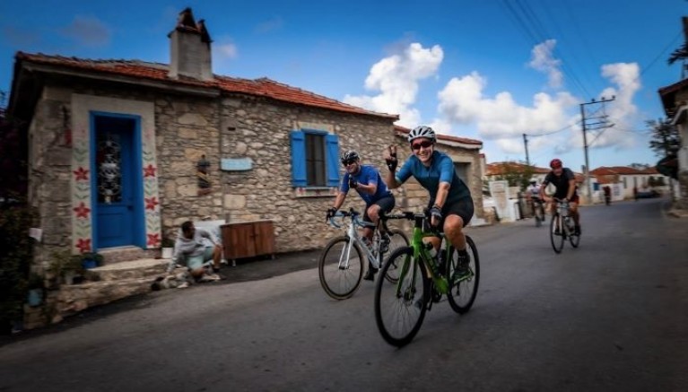 Gran Fondo Çeşme 2025: Pedallar dokuzuncu kez Çeşme için dönüyor