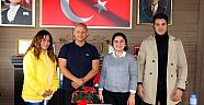 918 litre atık yağ toplayan Çeşmeli muhtara ‘Teşekkür Belgesi’