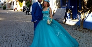 ALAÇATI’DA GELİN DAMAT  FOTOĞRAF ÇEKİMLERİNE NİŞANLI ÇİFTLERDE KATILDI.