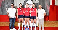 Altınordu Voleybol Sporcularının Eğitim Hayatlarıyla da İlgileniyor