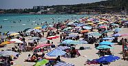Çeşme Belediyesi plajları bir kez daha Mavi Bayrak kazandı