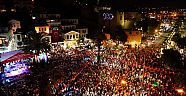 Çeşme, Cumhuriyet’in 100. Yaşını Coşkuyla Kutluyor!