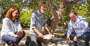 ÇEŞME’DE HEDEF 100 BİN SAKIZ AĞACI  “SAKIZ AĞACIM ÇEŞMEPROJESİ” TANITIM TOPLANTISI DÜZENLENDİ
