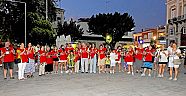 Çeşme'de, tencere tavalı 