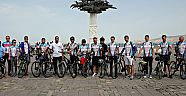 Engelleri pedal çevirerek aştılar