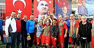 FUTBOLUN YAŞAYAN EFSANESİNE EGELİ MASTERLERDEN BÜYÜK VEFA