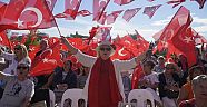 İzmir’de en büyük bayrama en görkemli kutlama