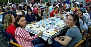 İZMİR’DE YAŞAYAN ÇANAKKALE’LİLER İFTARDA BULUŞTU