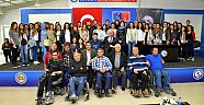 İzmir Üniversitesi öğrencileri ‘engelsiz bir dünya’ için buluştu