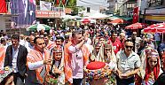 İzmirliler Belenbaşı Kiraz Festivali’nde buluştu