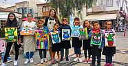 MİNİK RESSAMLARIN PERFORMANSLARI ALAÇATI SANAT HAFTASI’NA RENK KATTI