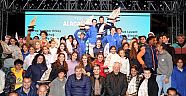PWA Slalom World Cup “Alaçatı rüzgarı hiç bitmesin” temasıyla yapıldı