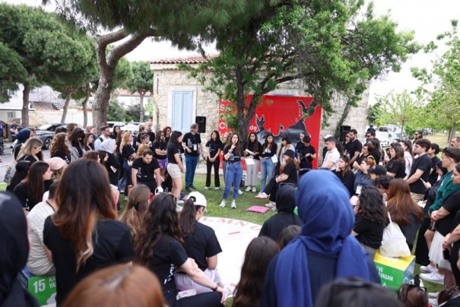 Tasarımcılar Çeşme’de ikinci kez gençlerle buluştu