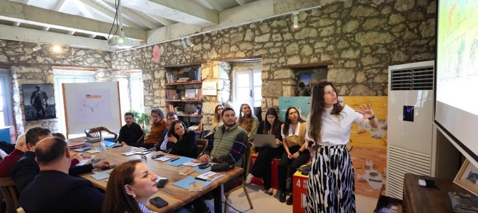 Türkiye’de bir ilk olacak Kiralık Sosyal Konut modeli Hanem Çeşme projesi milletvekillerine anlatıldı